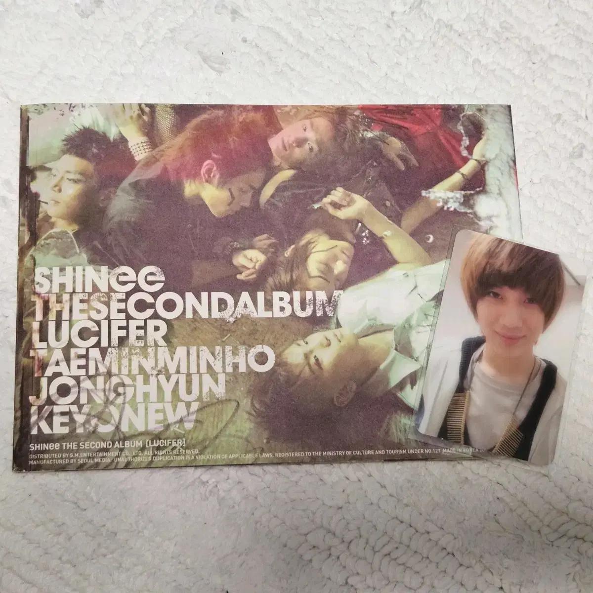 

Shinee 2nd Lucifer Album + Taemin Photocard
