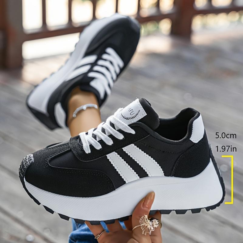 Damen Sommer Netz-Sneaker - Atmungsaktive Schnürschuhe mit dicker Sohle zum Gehen, Runde Zehenpartie, Leichte Sportschuhe