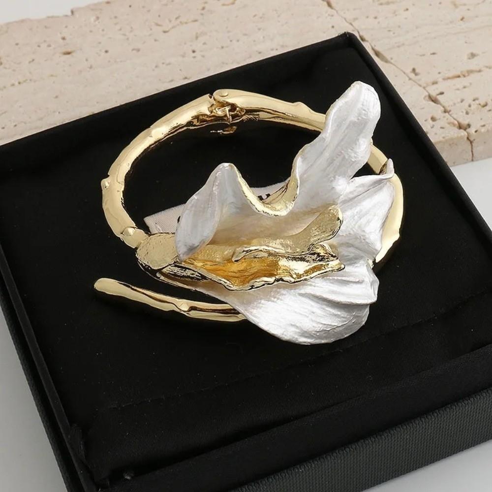 Bracelet Jonc Tulipe Ouvrable Bracelet de Bras Bijoux de Poignet pour Femmes Bracelet Fleur en Métal Cadeaux de Festival