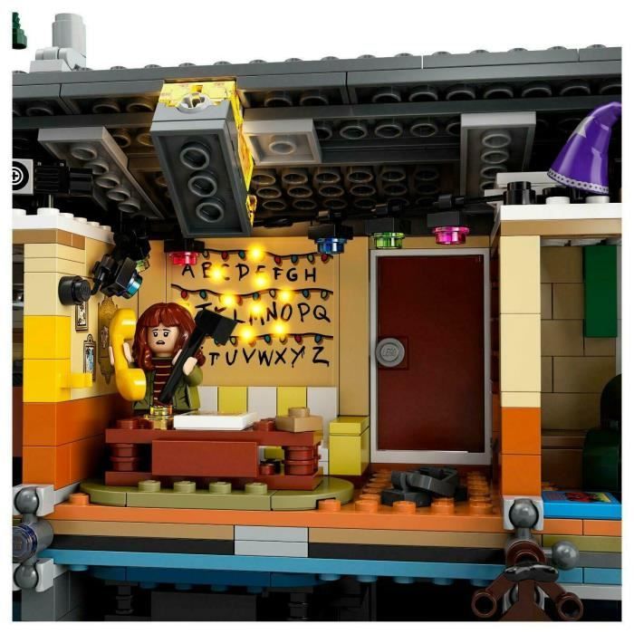 Lego - Stranger Things 75810 - VIP Exclusif - 228 pièces - Multicolore - 16 ans et plus