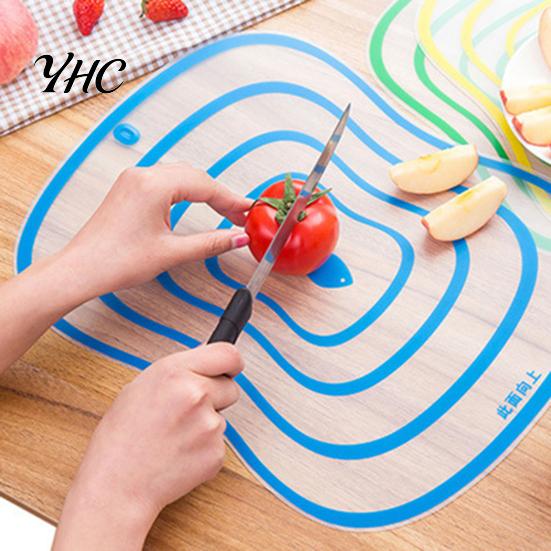 Plastic Chopping Block 4Pcs Chopping Blocks Frosted Non-slip Transparent Cutting Boards Breadboard for Kitchen
