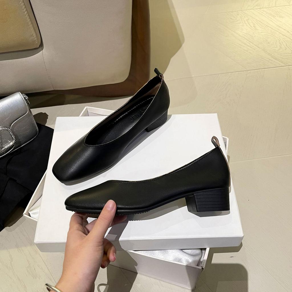 Square Head Single Shoes Women's Thick Heel 2025 New Fairy Wind Ladyshoes Shallow Mouth Middle Heel Size Women's Shoes Grandma Shoes Versatile