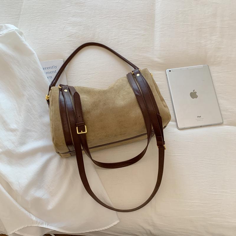 Retro Frosted Boston Women's Large Capacity Tote: Autumn/Winter Shoulder & Crossbody Bowling Bag