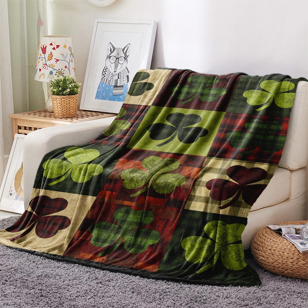 1Pc Patchwork Leaf Print Flannel Blanket, High quality Comfortable for All Seasons, Home Decor, Warmth and Comfort, Perfect for Christmas Gifts68