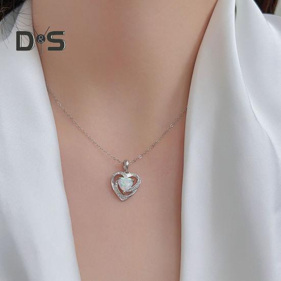 Faux Crystal Heart Infinity Necklace Sparkly Rhinestone Pendant Necklace Romantic Jewelry for Valentine's Day Birthday Gift