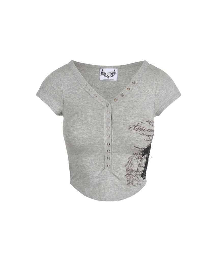Gillaakaibeu Lace Cross Patched Button Crop T-Shirts_Grey