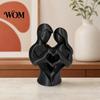 3D Molded Couple Statue Printed Heart Statue, Abstract Minimalist Lovers Embrace Figurine, Romantic Desktop Stable Base Ornament Decor for Living Room