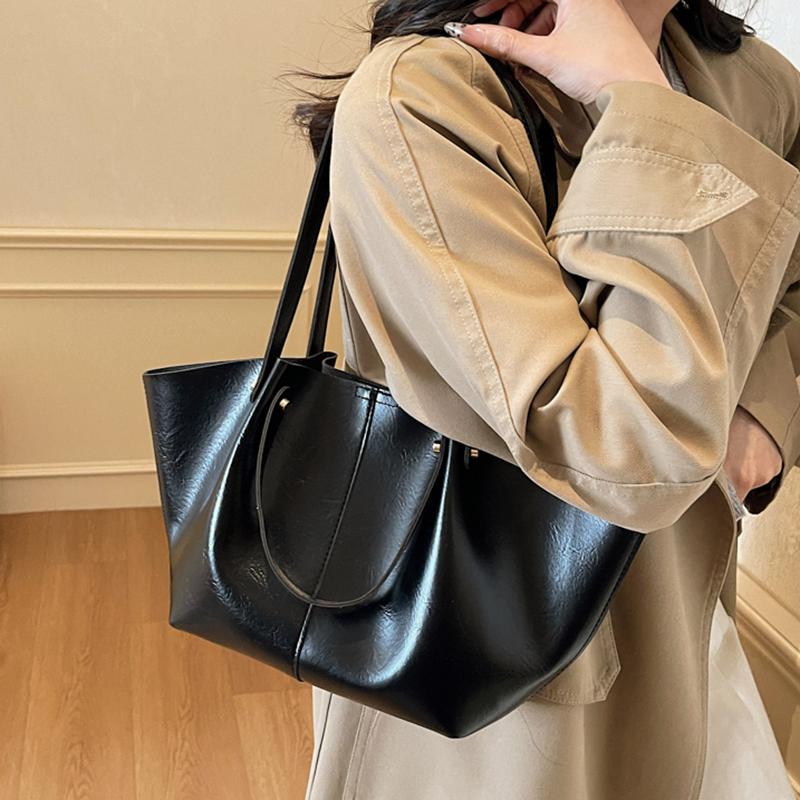 Women's Soft Leather Tote Bag Large Capacity Single Shoulder Handbag for Daily Commute Work Casual 2026 New Fashion Underarm Bag