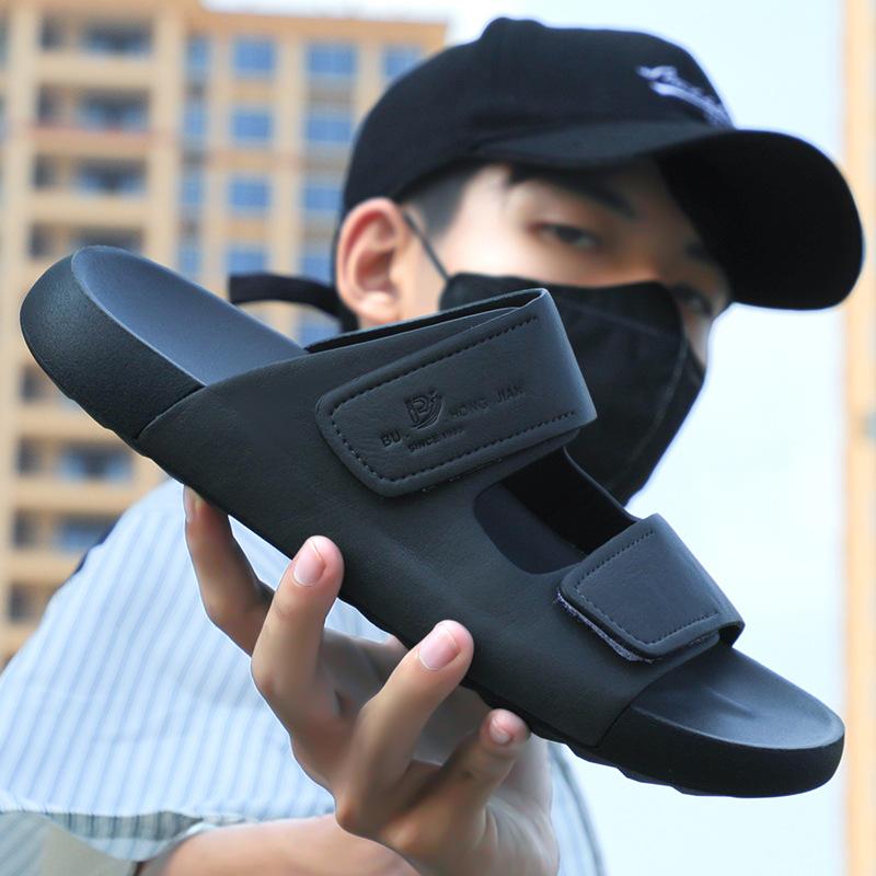 

Модные тапочки для мужчин Модные кожаные тапочки 2025 Лето Новые Повседневные Спортивные тапочки Уличные Нескользящие Пляжные тапочки Chanclas De Hombre 39 чёрный