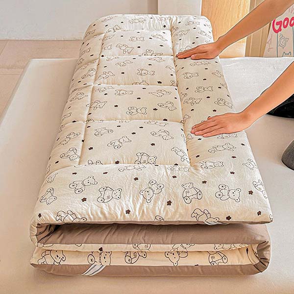 WTEMPO Printed Smooth Surface Foldable High Quality Soft Cotton-filled Mattress All Seasons Thick Bedroom Tatami School Dormitory Bed Mattress Pad