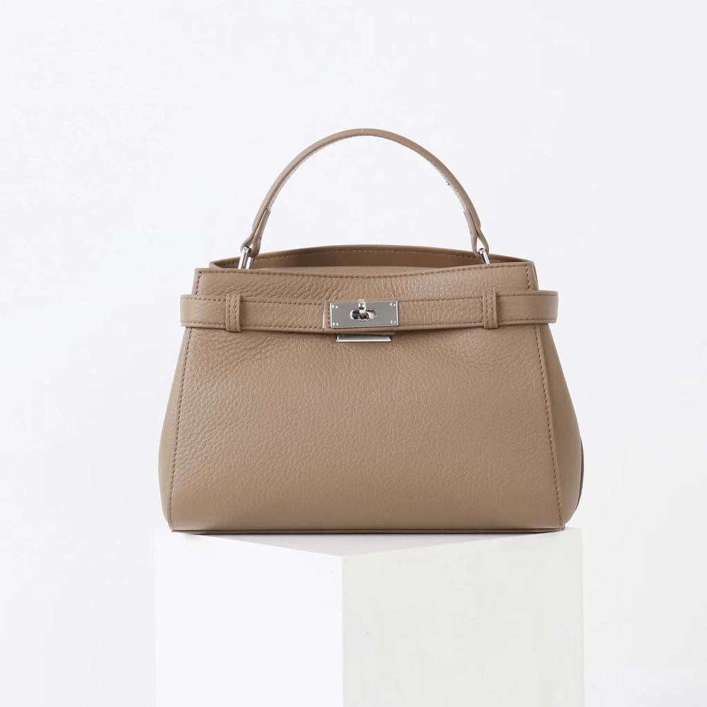 2026 New High-end Western-style Cowhide Handbag Shoulder Bag Crossbody Classic Fashionable Versatile Commuting