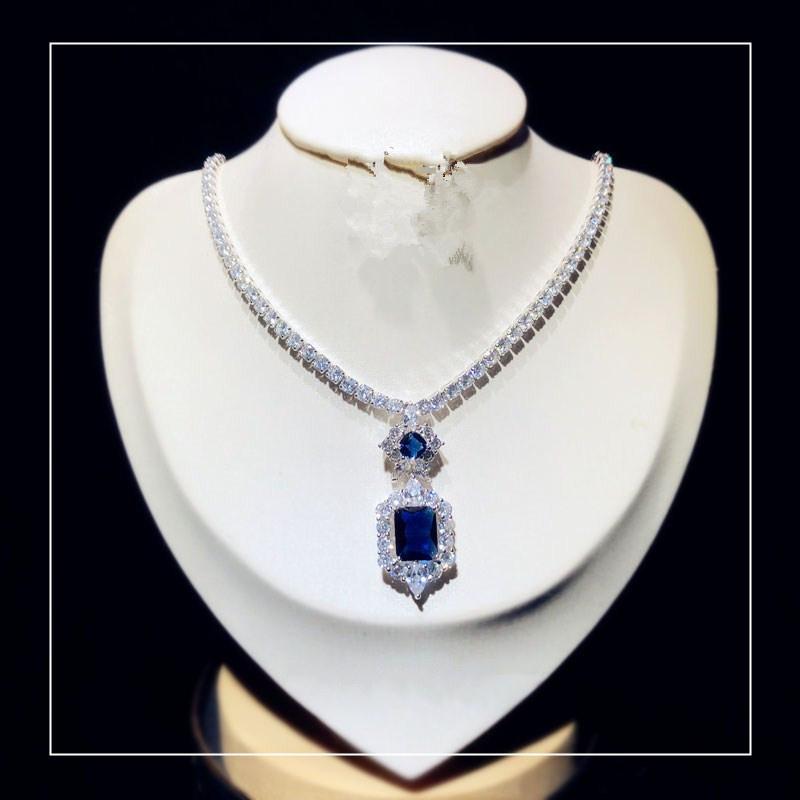 Women's Jewelry Set S925 Created Emerald Gemstone Earrings Sparkling Necklace Classic High Jewelry Mother's Day