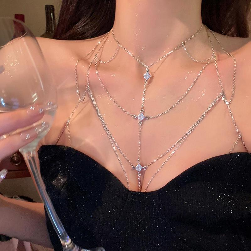 Остромодное Геометрическое Ромбовидное Ожерелье с Кисточками и Цирконами - Шикарное Многослойное Украшение