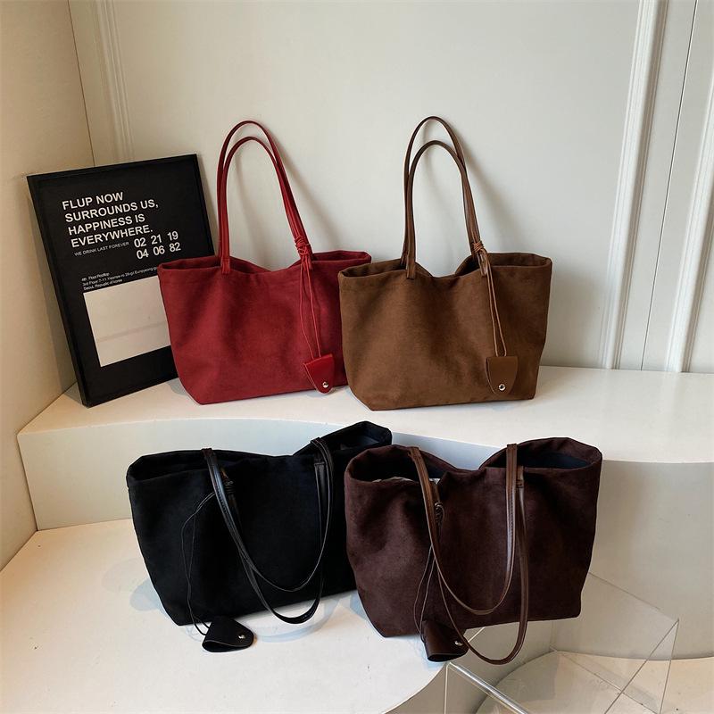 Large Capacity Casual Dark Suede Tote - Versatile Autumn/Winter Commute Shoulder Bag