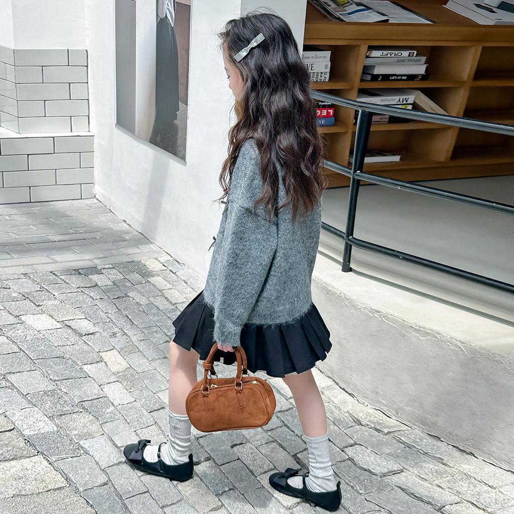 2025 Girls' Fashion: Round Neck Wool Sweater for Autumn/Winter - Medium & Large Children's Knitted Style