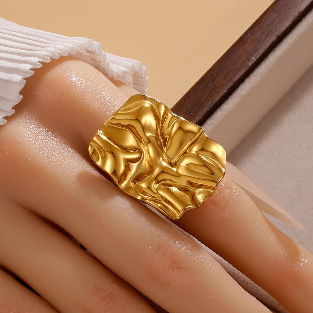 Cross-Personality Boyfriend Style Irregular Pleated Geometric Retro Ring - Women's Exaggerated Stainless Steel Finger Accessory