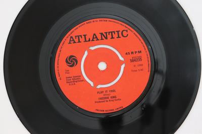 7inch Record FREDDIE KING - Play It Cool / Funky  584235 Atlantic 1969 UK Soul/Funk Used