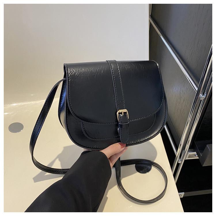2023 New Fashion Street Style Saddle Bag Casual Commuter Shoulder Bag