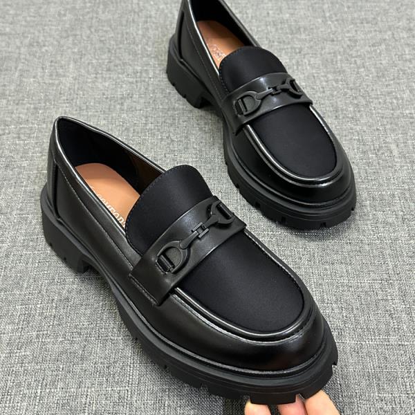 Fashion British Style Flat Black Shoes For Women Slip-on Loafers With Fur Female Footwear Oxfords Preppy Slip On New Dress Leather