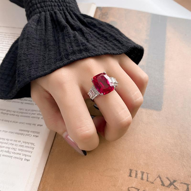 Schmuck Kupferboden Vergoldet Simulationsfarbe Schatz Korund Fett Quadratisch 12 * 16 Senior Design Ring Damen