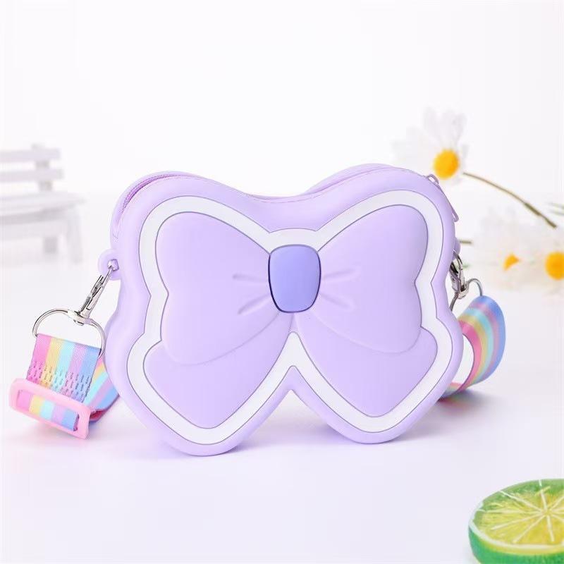 Donut Pattern Silicone Crossbody Pouch Soft Lightweight Kids Shoulder Bag for Storing Coins Keys Outdoor Play Use