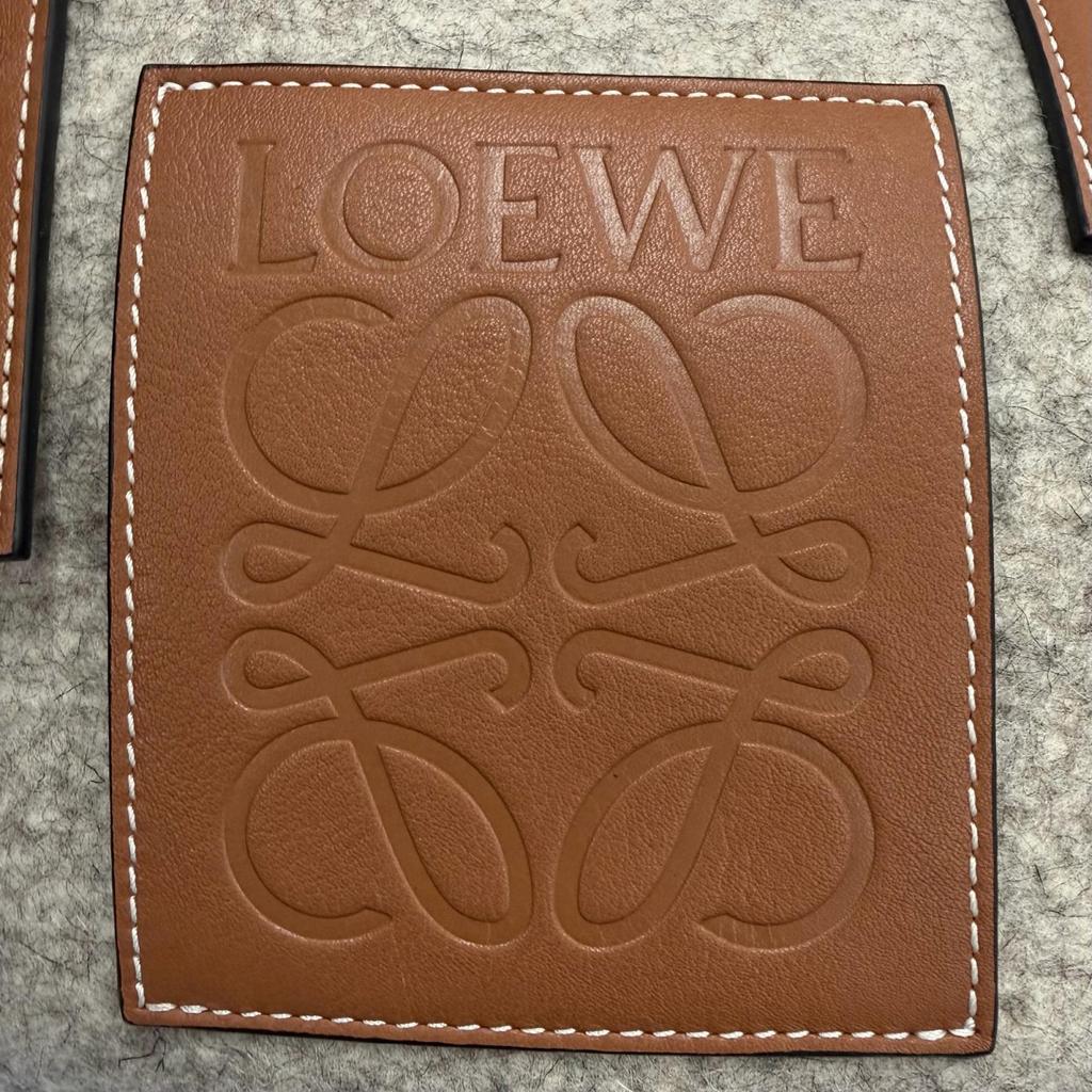 Excellent LOEWE Handbag gray felt Women Used