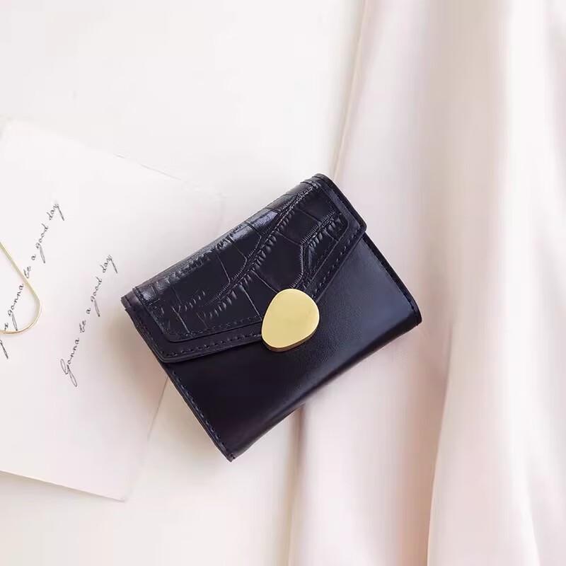

Vipeiro Women s Compact Leather Card Holder