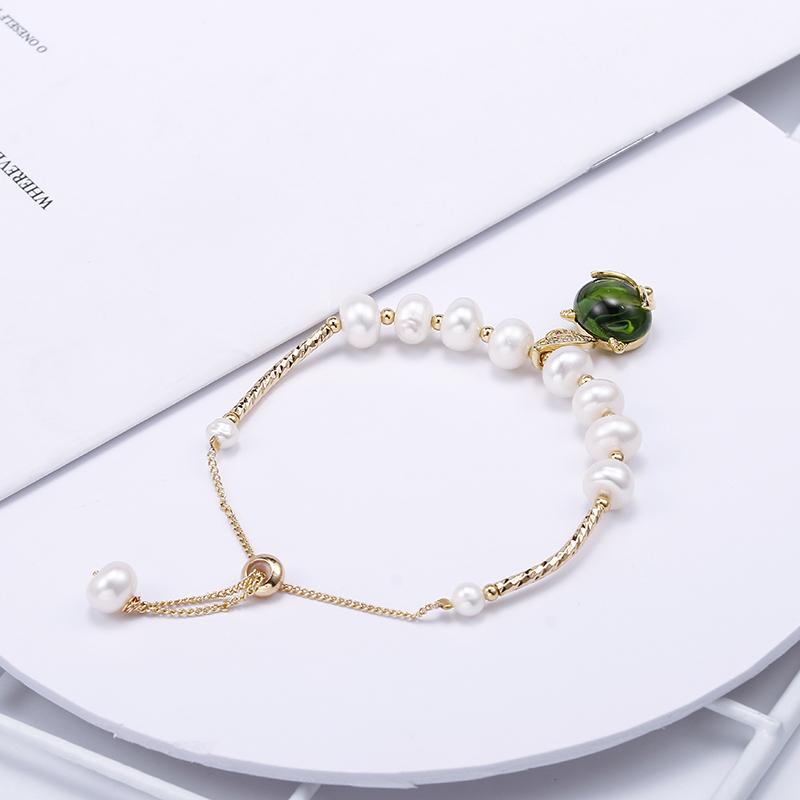 Dolce Design Animale Volpe Calcedonio Verde Perla d'Acqua Dolce Naturale Placcato Oro 14K Bracciale Charm Femminile Regalo di Anniversario Senza Sbiadimento
