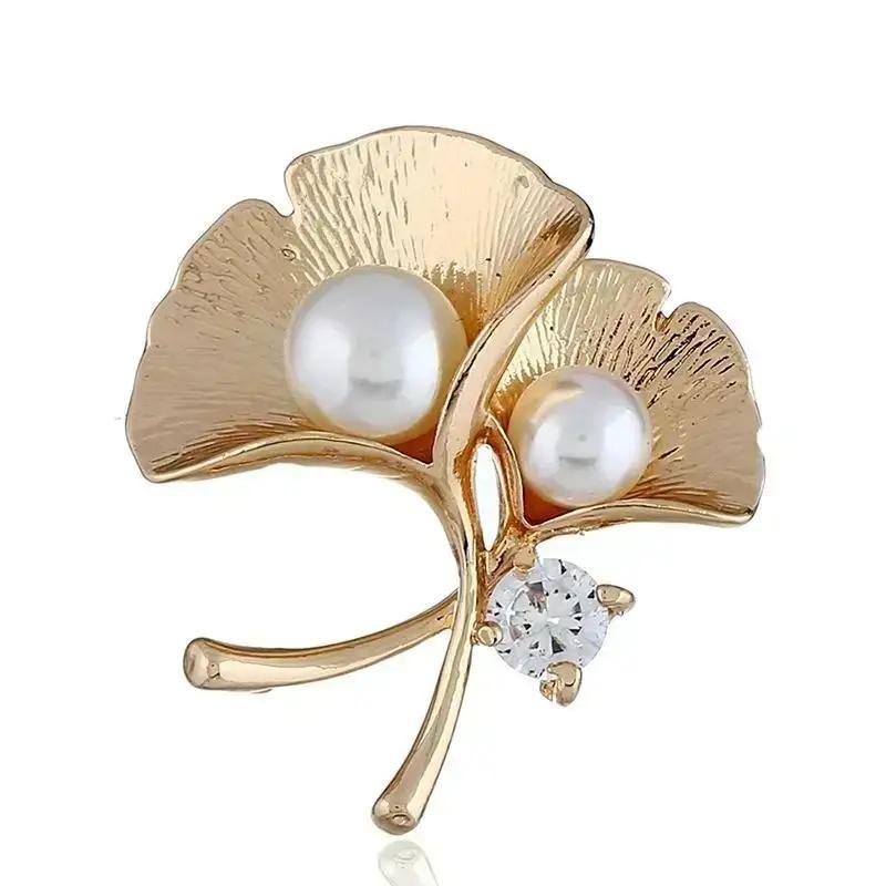 1 Pcs Vintage Women Pearl Ginkgo Leaf Brooches Ancient Gold Plant Women's Clothing Decor Jewelry Dresses Accessories Gifts