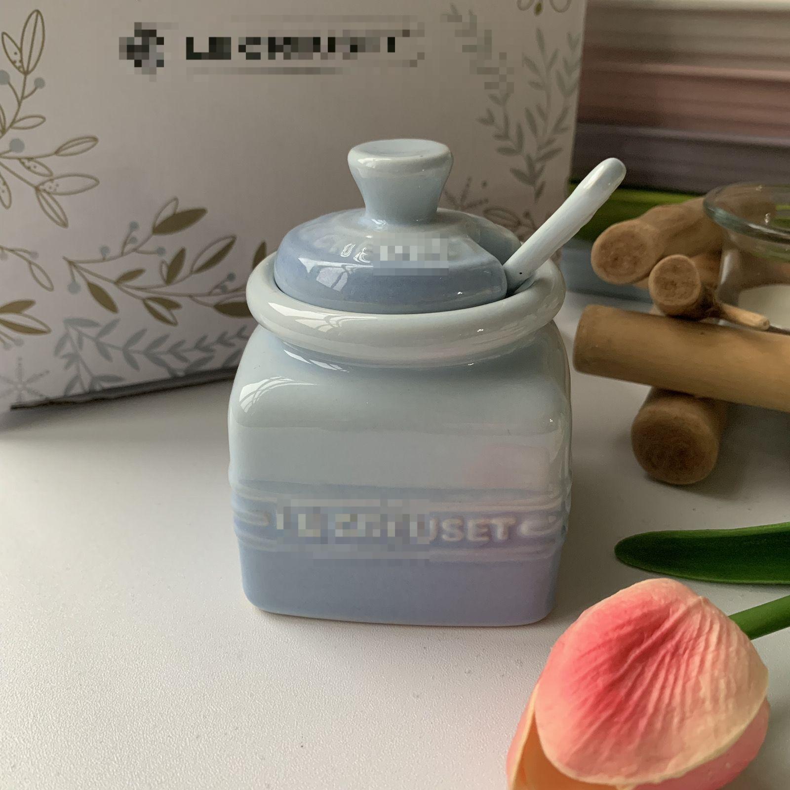 

Французька приправа сіль може встановити кухонні керамічні банки поступово змінювати колір побутова приправа коробка пляшки з ложкою