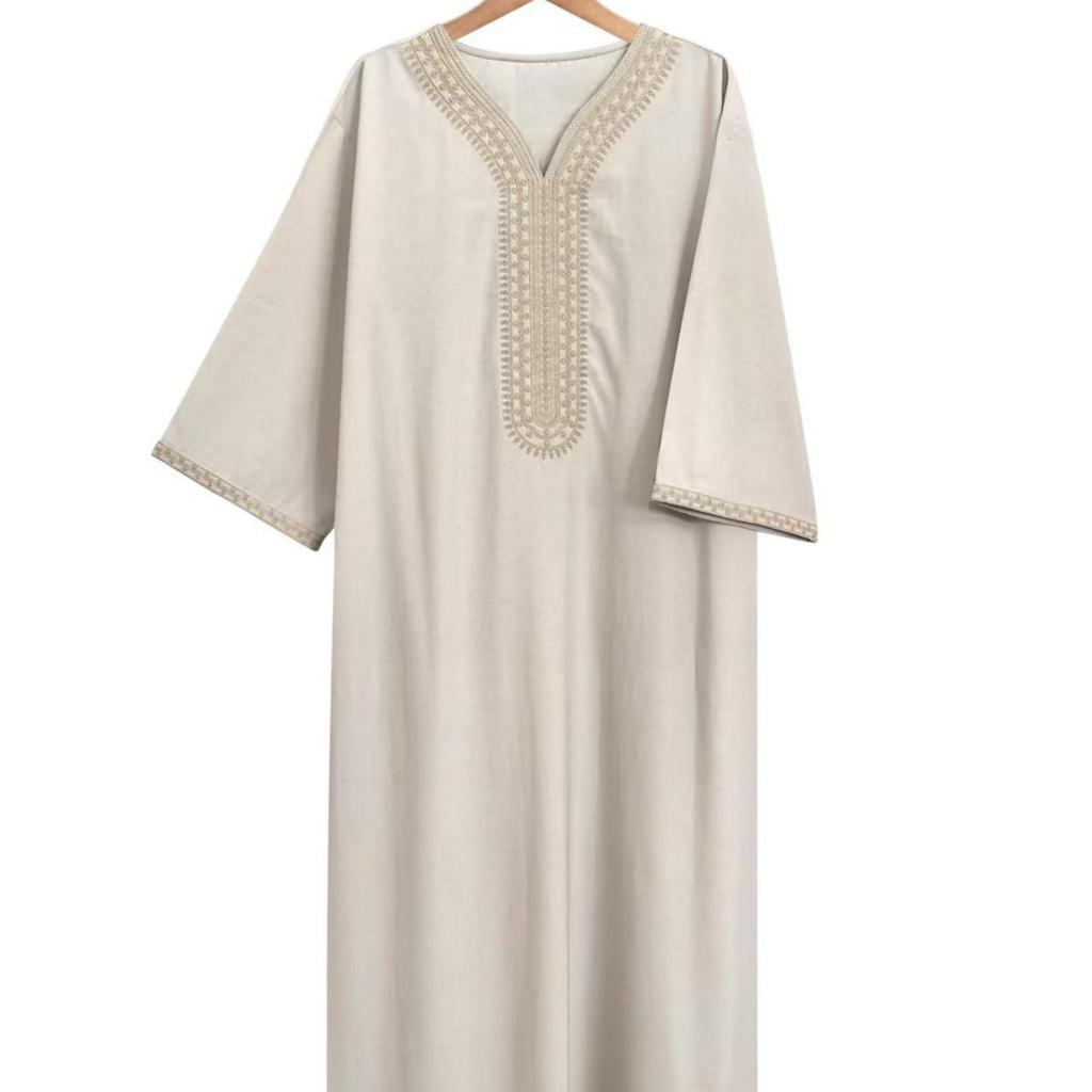 2025 Premium Heren Thobe met Borduurwerk en Zakken, Korte Mouwen