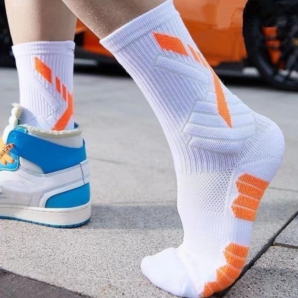 Middle Tube Sport Socks Non Slip Running Stocking High Quality Basketball Socks Men