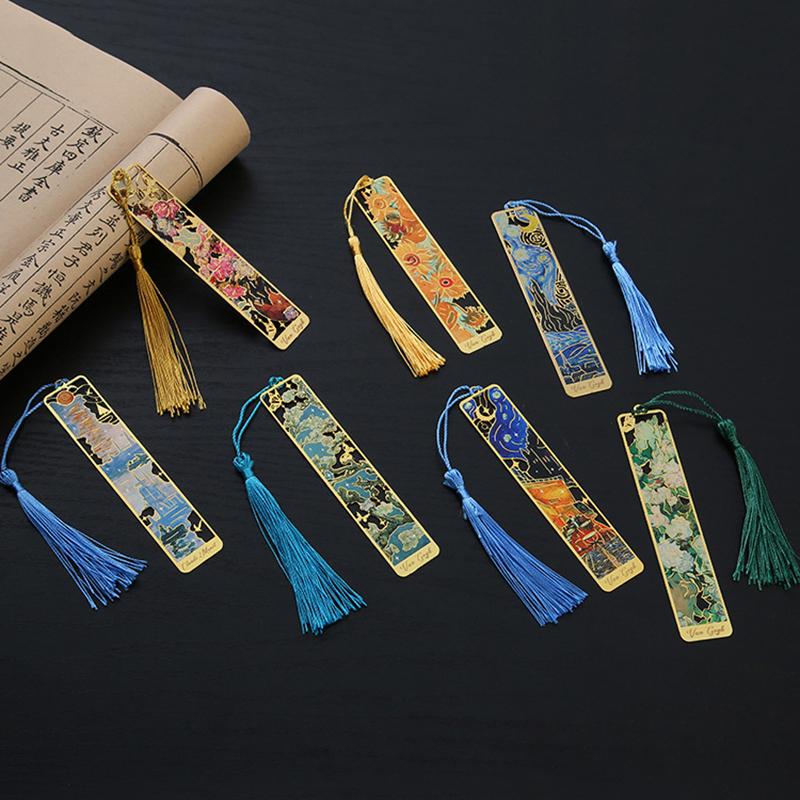 1 Pc Retro Floral Painting Metal Bookmark Hollow Bronzing Bookmark With Tassel Stationery Gifts For Book Club Reader
