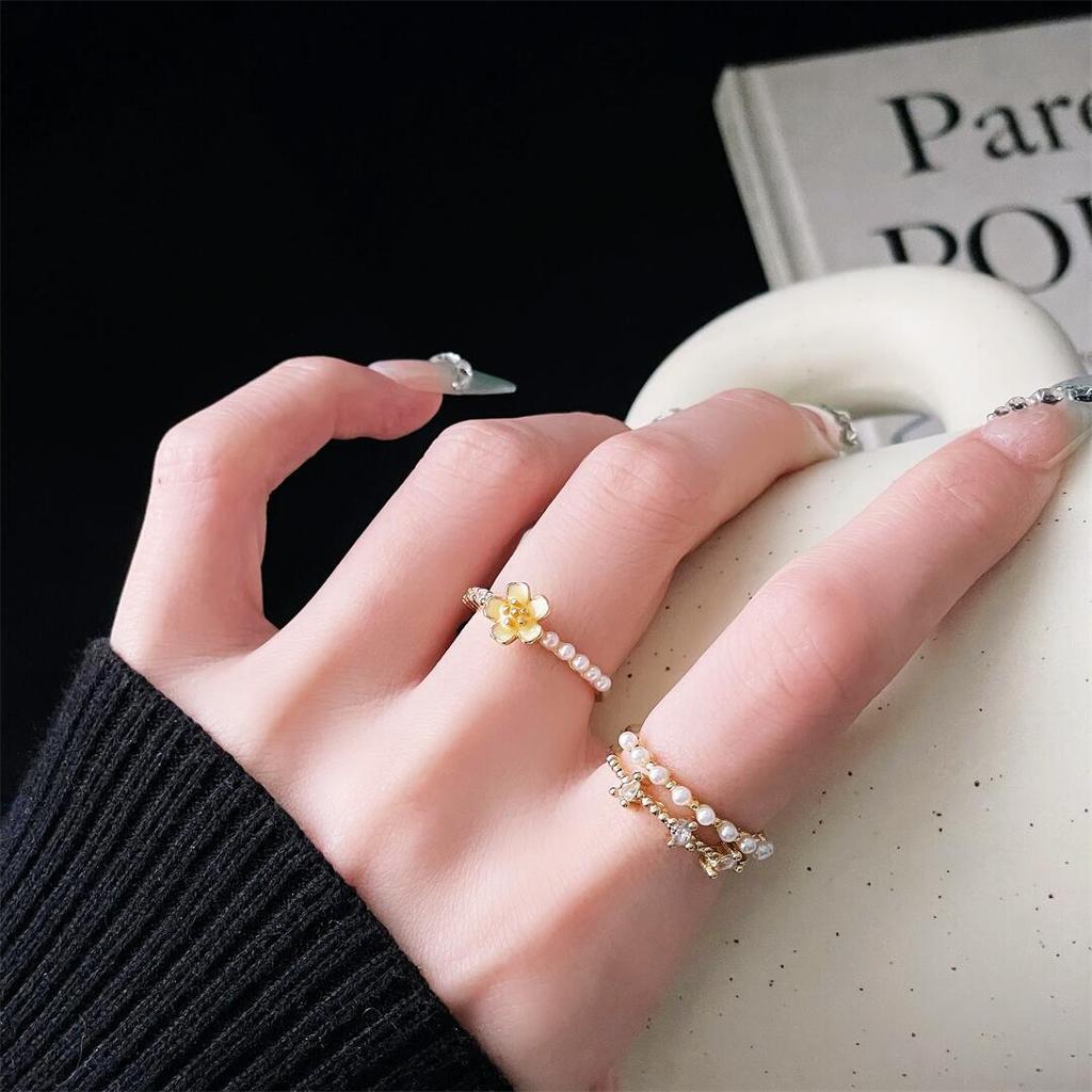 Gold Flower Diamond Zir*****Pen Ring Fashion Flower Niche Design Retro Elegant High Sense Ring Female