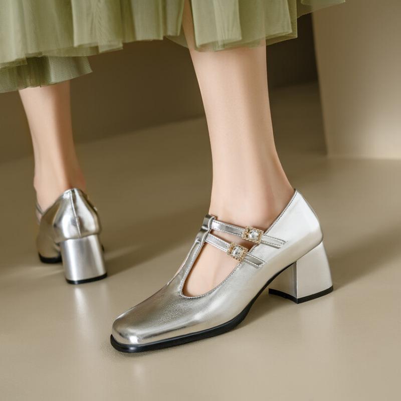 Neue Vier Jahreszeiten Damen High Heel Einzelne Schuhe Schnalle Gummi Weiche Sohle Einzelne Schuhe Quadratische Spitze Lässig Lackleder Quadratischer Absatz Große Größe