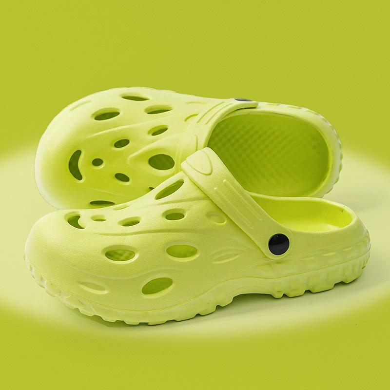 Super Soft EVA Thick Soled Perforated Shoes for Men To Wear In Summer, Anti Slip and Odor Proof, Couple Height Increasing Sandals