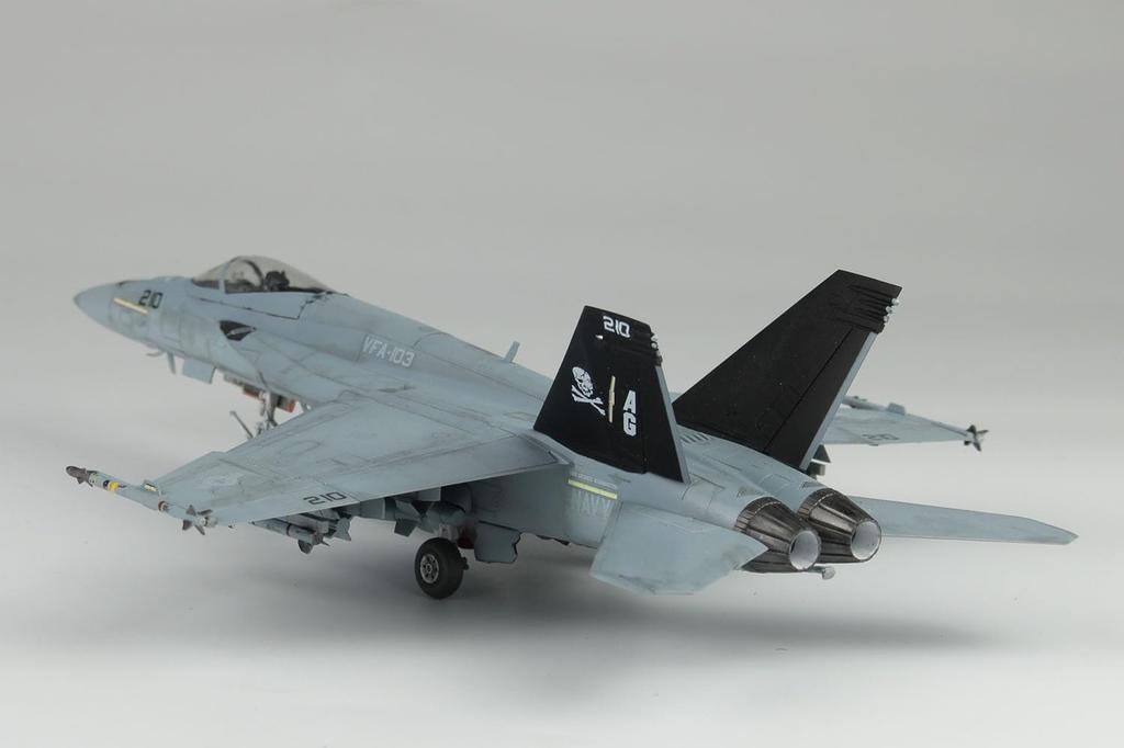 Platz American Fighter Super Hornet Jolly Rogers Plastic Model 1/72 Carrier-Based F/A-18E VFA-103 AE-43 (Airplane)