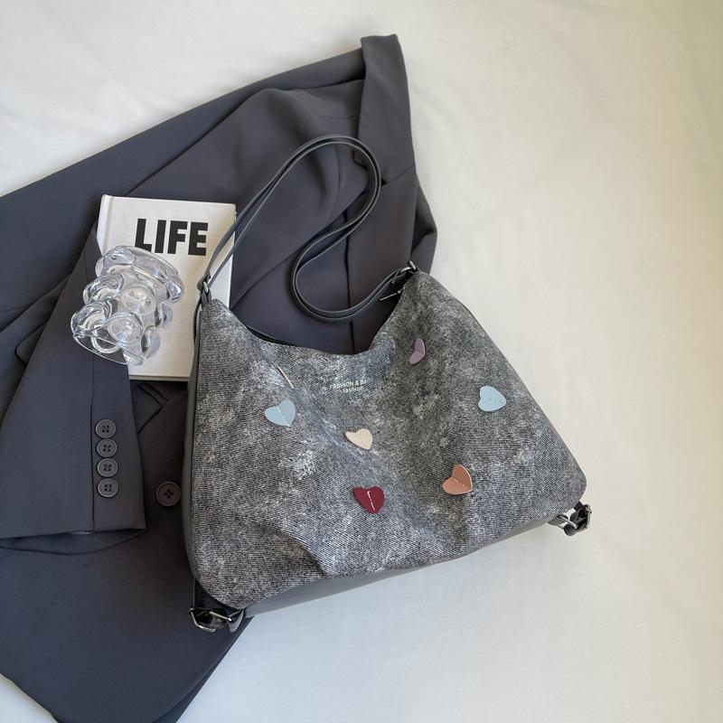 

Простая и модная сумка-тоут большой вместимости, летняя новая сумка через плечо 2024 года, простая и модная сумка-мессенджер Without pendant