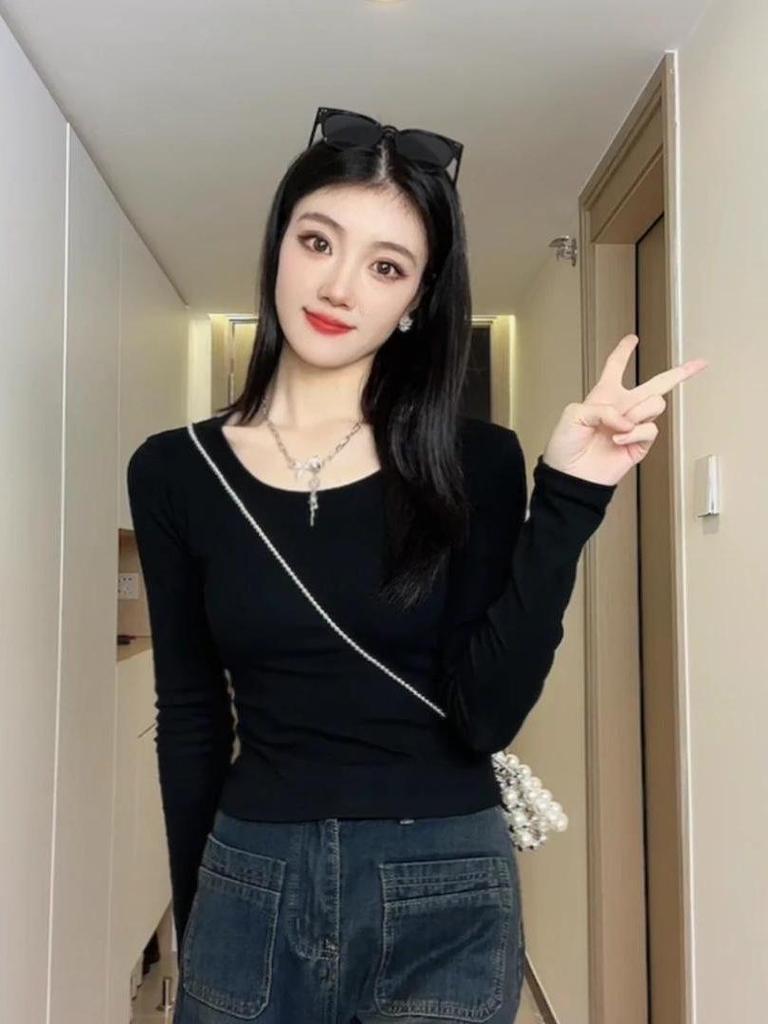 Women's Petite Slim Fit Long Sleeve Cotton T-Shirt for Spring/Autumn