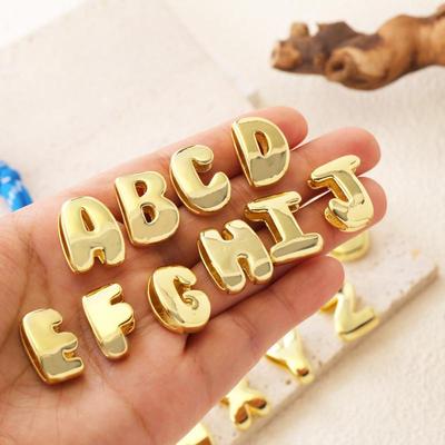 Initiële Alfabet Letter Ruimtehouders Kralen Voor Armband Groot Gat Ster Hart Bedel Hanger Gouden Kleur Diy Maken Koper