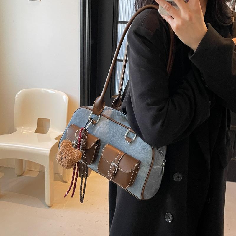 Autumn and winter new retro pillow bag underarm bag Maillard shoulder large capacity tote bag