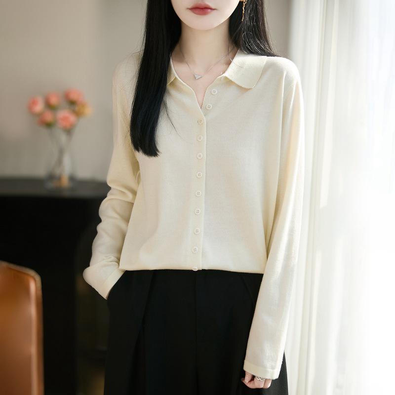 Women's Korean Style Lapel Wool Knit Cardigan with POLO Collar - Long Sleeve, Versatile, Casual Sweater for Spring.