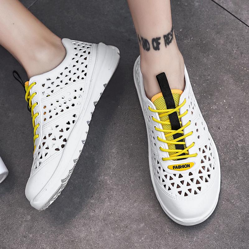 Men Sandals Breathable Beach Casual Soft Light Non-slip Summer EVA Cover Toe Outside Slippers Male Fashion Shoes