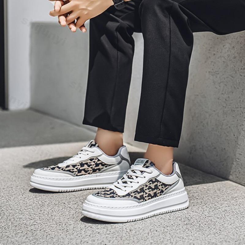 Fashion 2025 Spring New Niche Style Men's Low Top Casual Shoes Thick Sole Fashion Trend Comfortable Sport Shoes Non slip Chunky sneakers