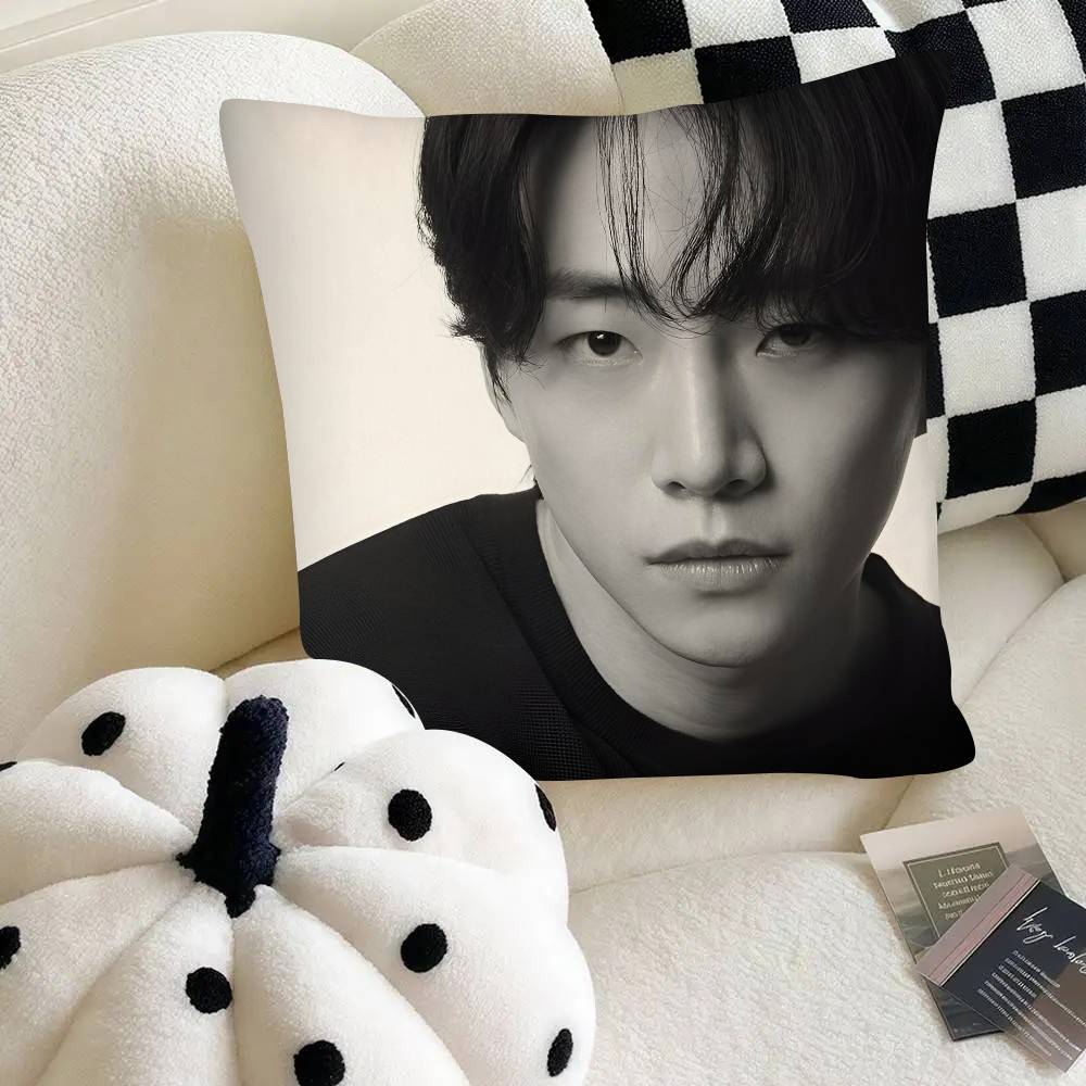 Singers Actors Kpop Lee Junho Pillow Case Fashion Square Pillowcase Bedroom Sofa Room Ins Decoration Leisure