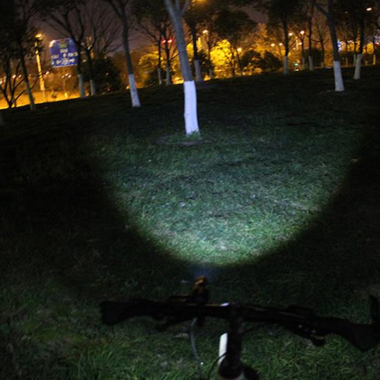 Světlo na kolo Teleskopický zoom USB dobíjecí Režimy Nastavitelný Lehký Vodotěsný MTB Silniční Horské kolo Noční jízda LED Přední světlo