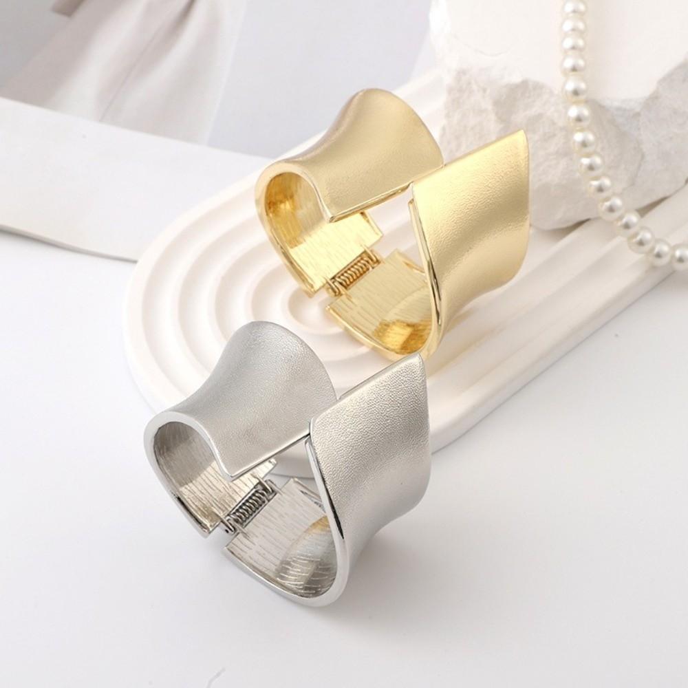 Goth Wide Open Bracelet Exaggerated Fashion Punk Bangle Chunky Heavy Bracelet  Jewelry Gifts