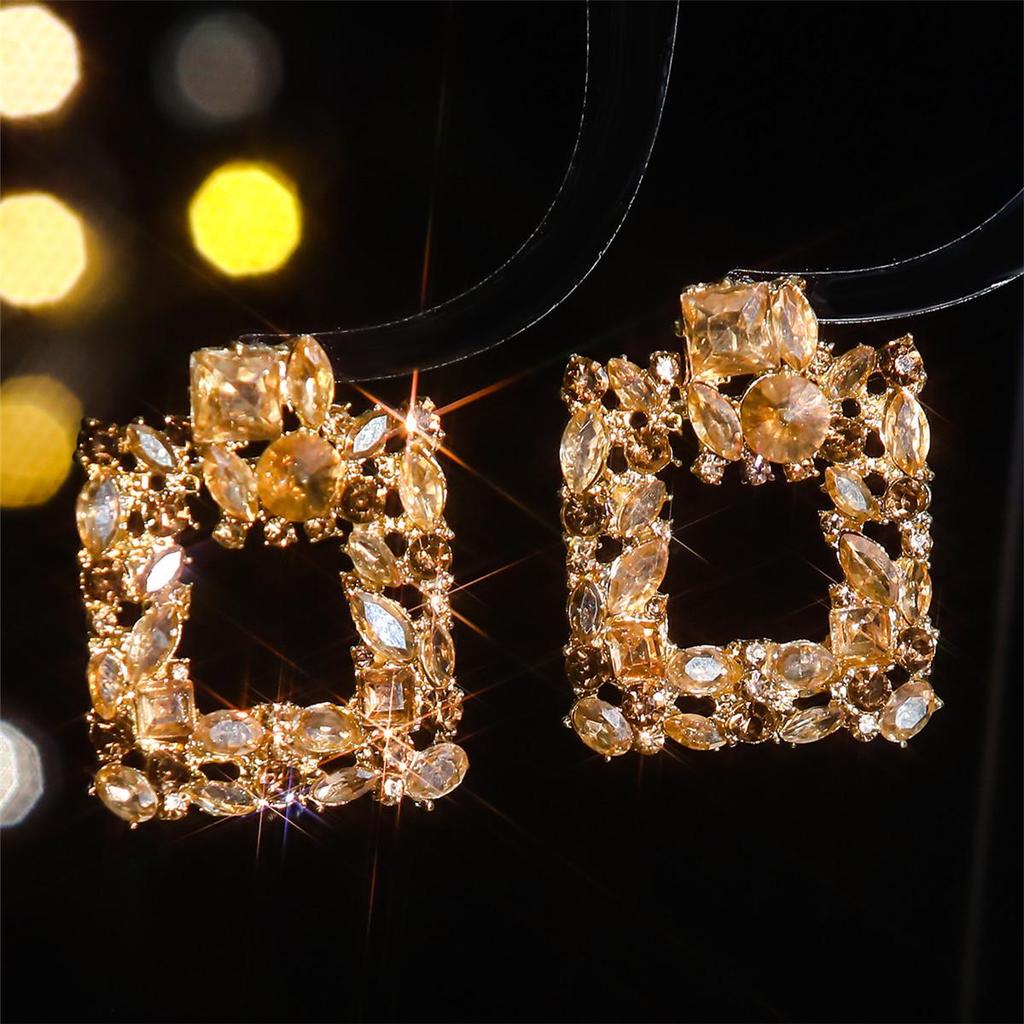 European and American Luxury Colorful Rhinestone Flower Stud Earrings for Women