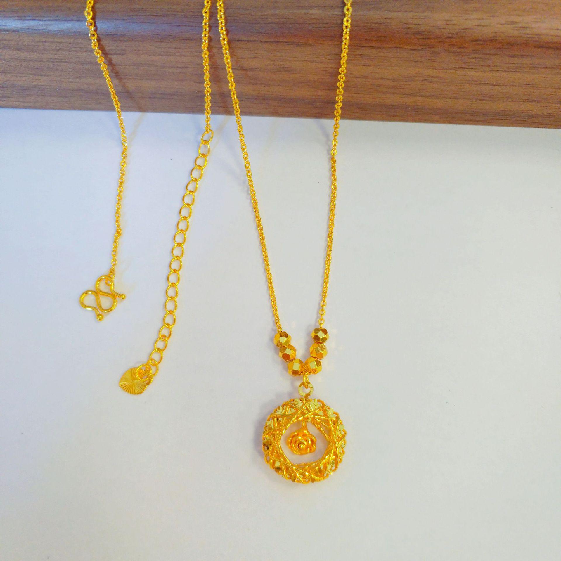 

Gold Heart Dreamcatcher Pendant Necklace for Girlfriend