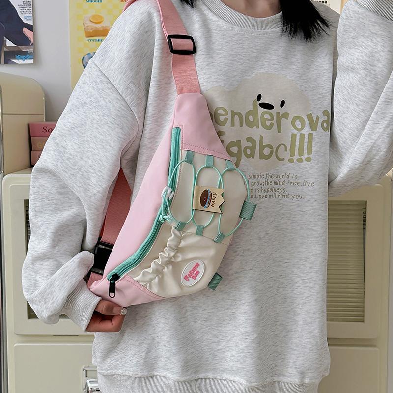 Japanese Cute Contrasting Colors High-value Breast Bag Women's Niche Design Drawstring Messenger Bag Girl Versatile Sports Diagonal Span Bag